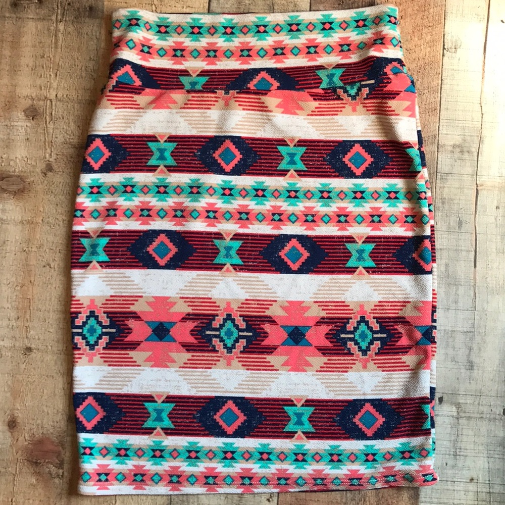 Lularoe Aztec Cassie